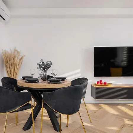 Apartament Luksusowy, Klimatyzowany W Krakowie Z Biurkiem I Parkingiem By Renters Prestige Kraków