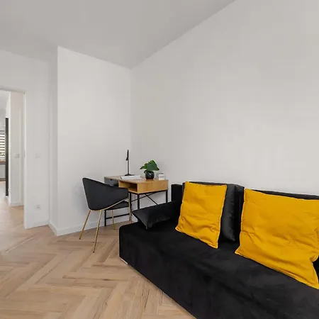 Luksusowy, Klimatyzowany W Krakowie Z Biurkiem I Parkingiem By Renters Prestige Cracovie