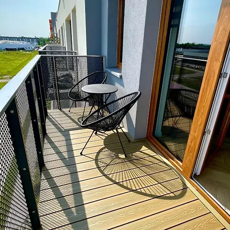 Luksusowy, Klimatyzowany W Krakowie Z Biurkiem I Parkingiem By Renters Prestige * Краков